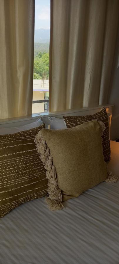 Bir High Hotel Bagian luar foto