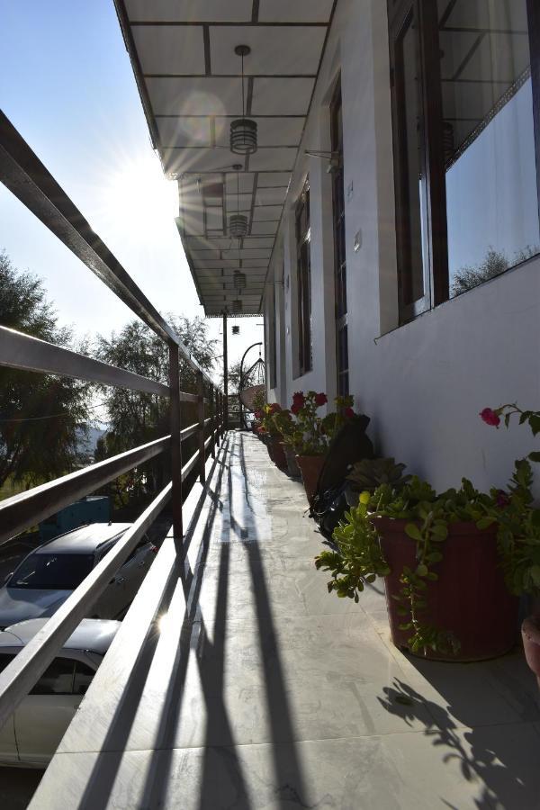 Bir High Hotel Bagian luar foto
